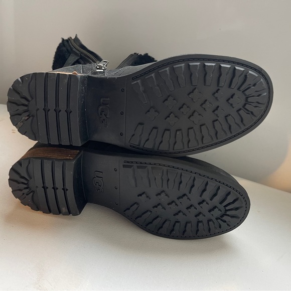 UGG Australia Boot #1008220 Black leather boots with Buckle Size 7  US - Picture 11 of 12